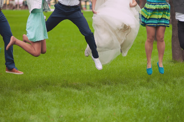 свадебный букет, свадьба в кедах, сиренево-желтая свадьба, свадебная фотосессия в Харькове, невеста и кеды, букет для невесты, свадебный фотограф недорого свадебный букет, свадьба в кедах, сиренево-желтая свадьба, свадебная фотосессия в Харькове, невеста и кеды, букет для невесты, свадебный фотограф недорого