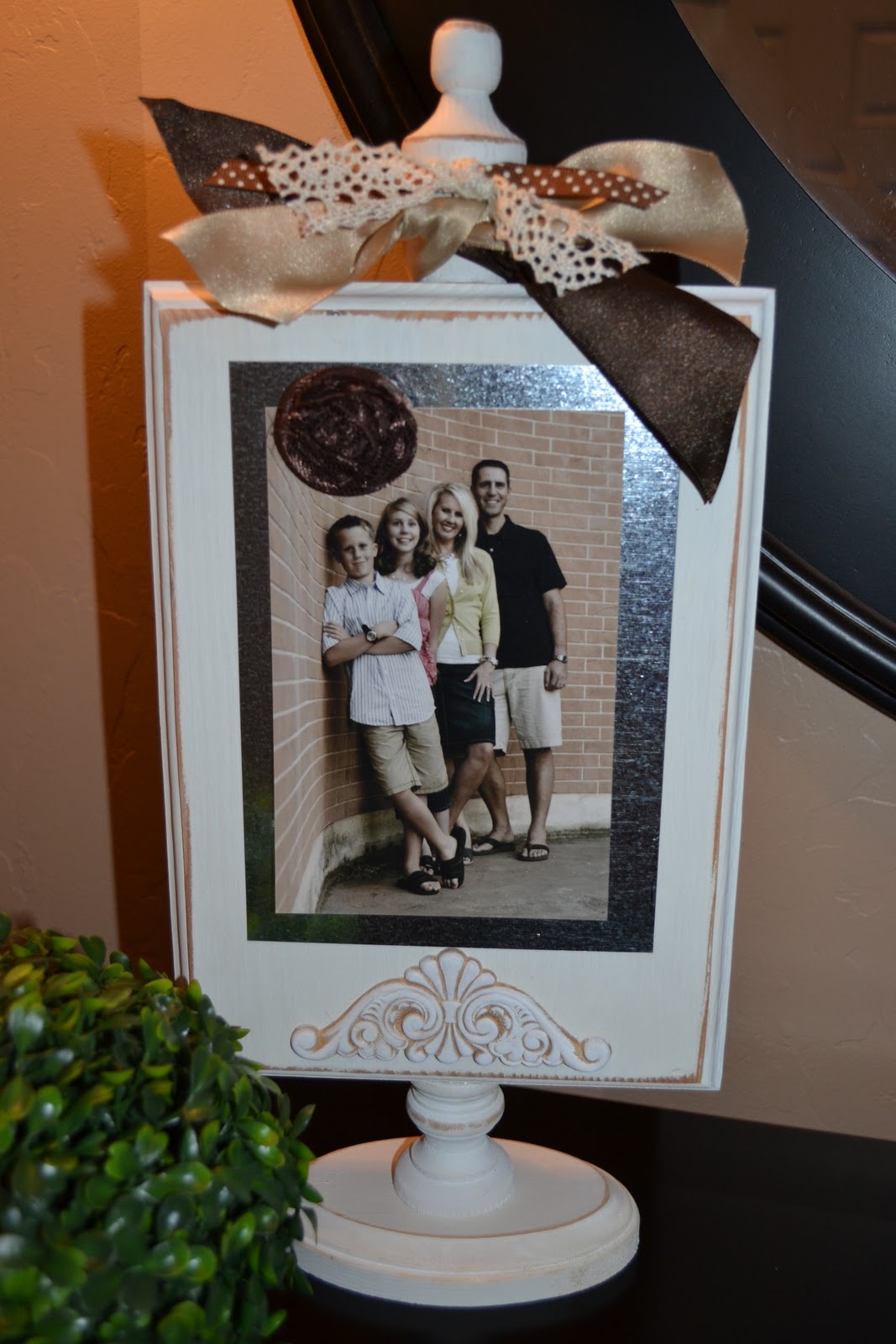 DECORATIVE EXPRESSIONS