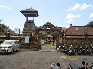 Entrance to "Bali Museum" in Denpasar.