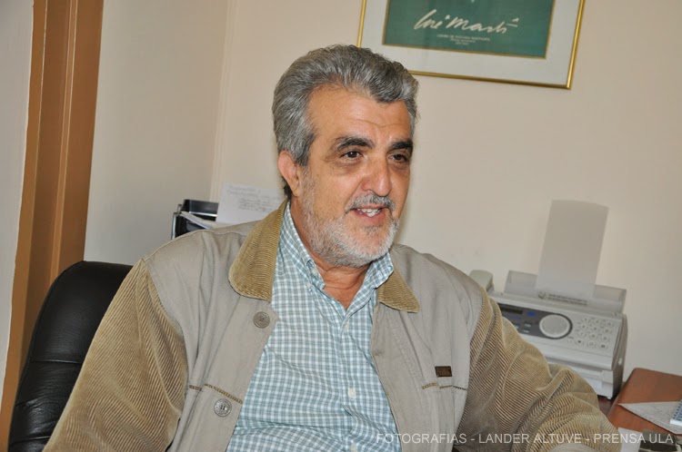 Profesor Miguel Ángel Rodríguez Lorenzo, fue designado por los miembros del Consejo de Facultad de Humanidades y Educación como el coordinador de la Maestría en Historia de Venezuela, en sustitución de Ismael Cejas (Fotografía: L. Altuve)