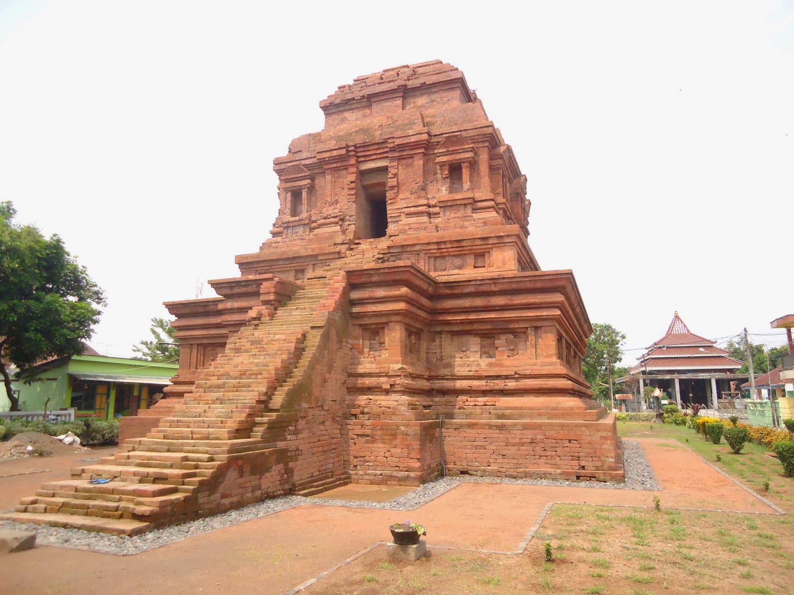 Candi gunung gangsir