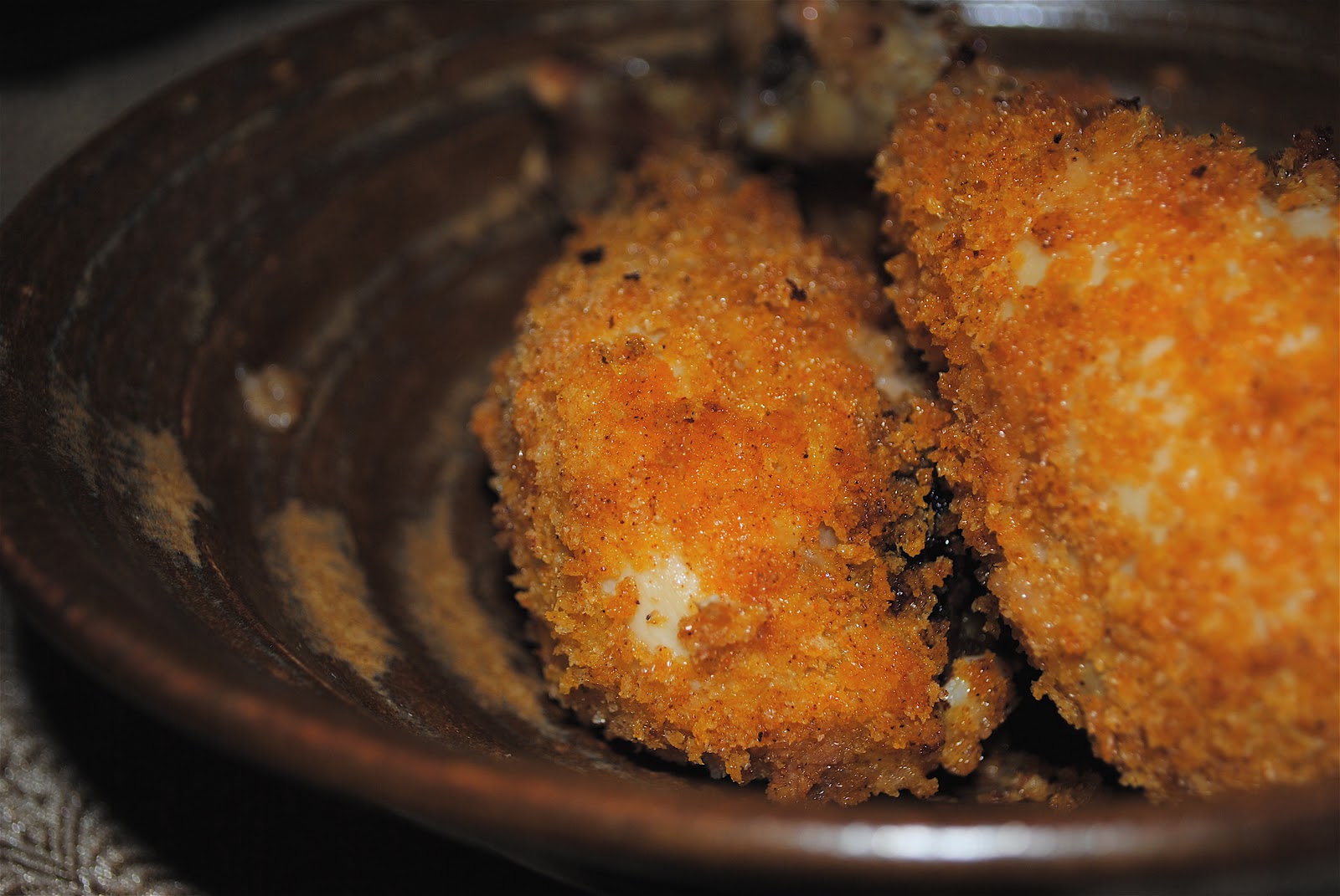 Recipe Doodle CRISPY BAKED DRUMSTICKS WITH HONEY MUSTARD SAUCE