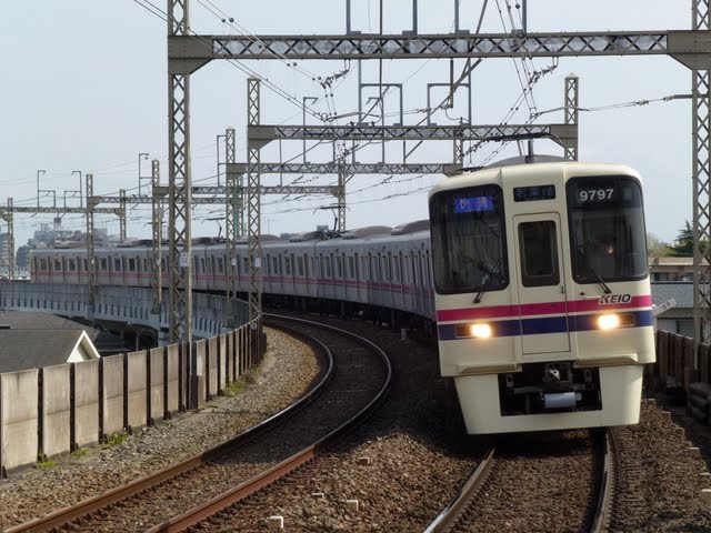 京王電鉄　快速若葉台行き　9000系(土日1本運行)