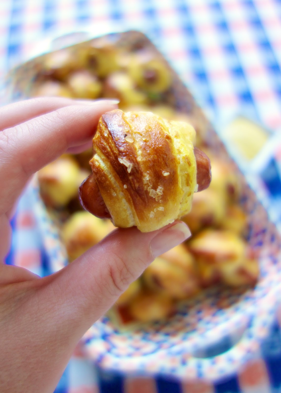 Pretzel Pig in a Blanket {Football Friday} Plain Chicken
