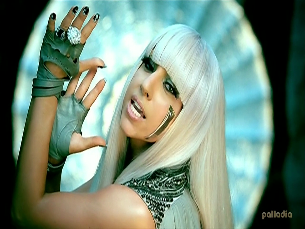 Download Lady Gaga Poker Face 3gp Download Lady Gaga Poker Face 3gp