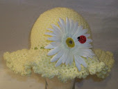 Spring Hat Yellow w/white flower