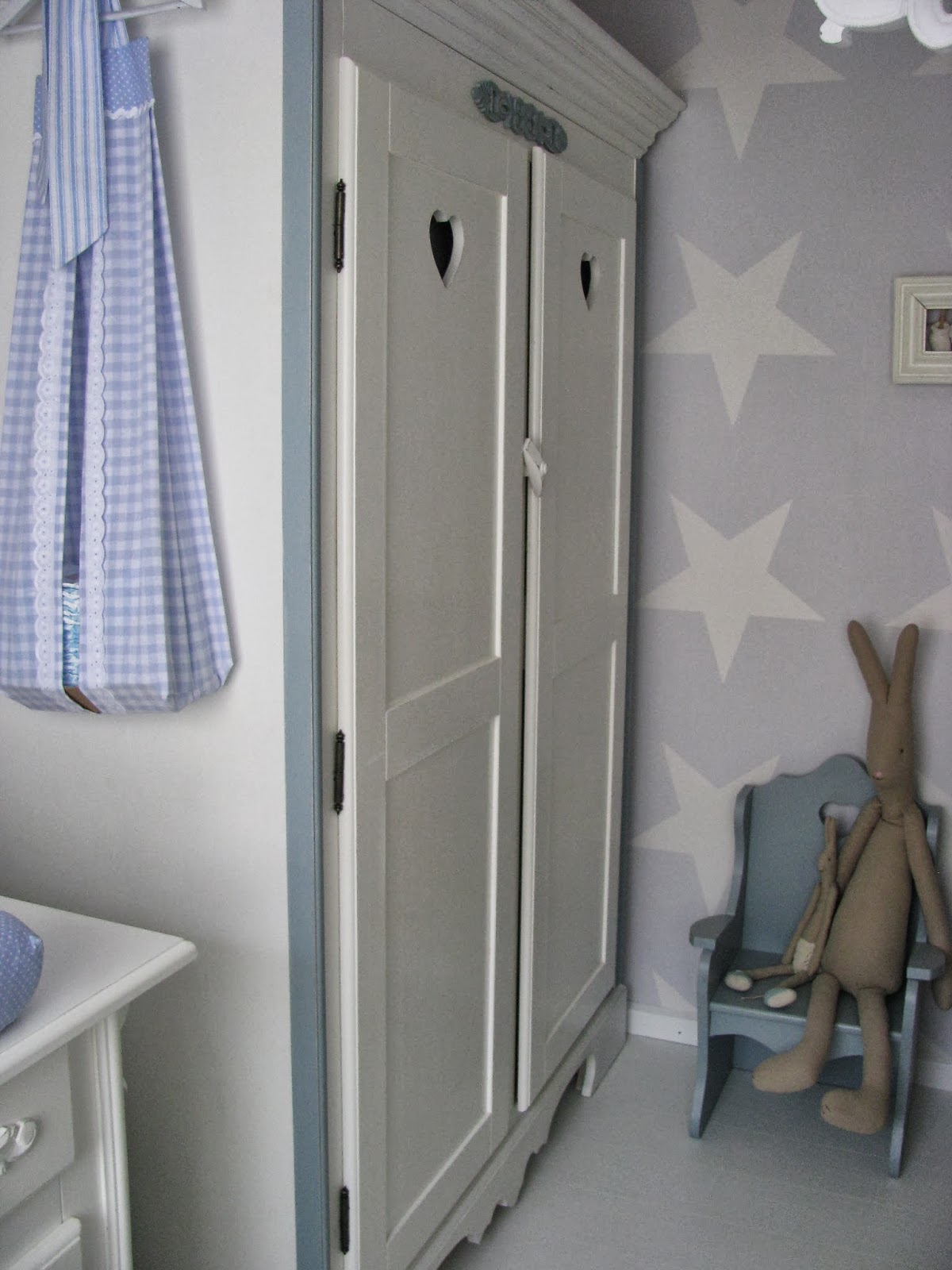 Babykamer nijntje grijs wit: babykamers in grijs inspiratie voor ...
