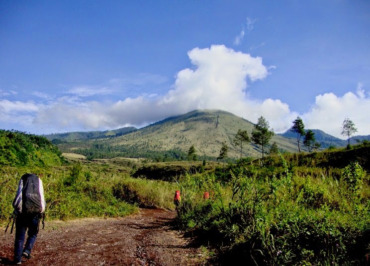 Gunung Kita Gunung Guntur