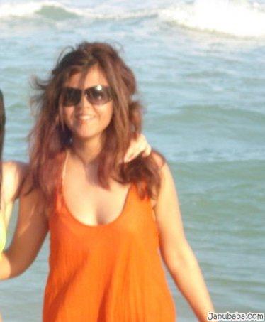 Celebrity Scandals: Maria Wasti & Ayesha Umer Scandal