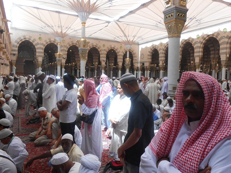 CATATAN SI MERAH SILU: Ziarah dan umrah 2013 - Panji-panji hitam Bani
