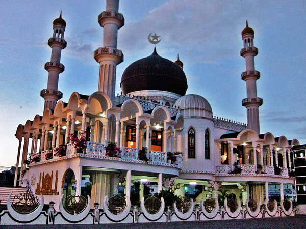 Ahmadiyya Anjuman Isha'at Islam Mosque Suriname
