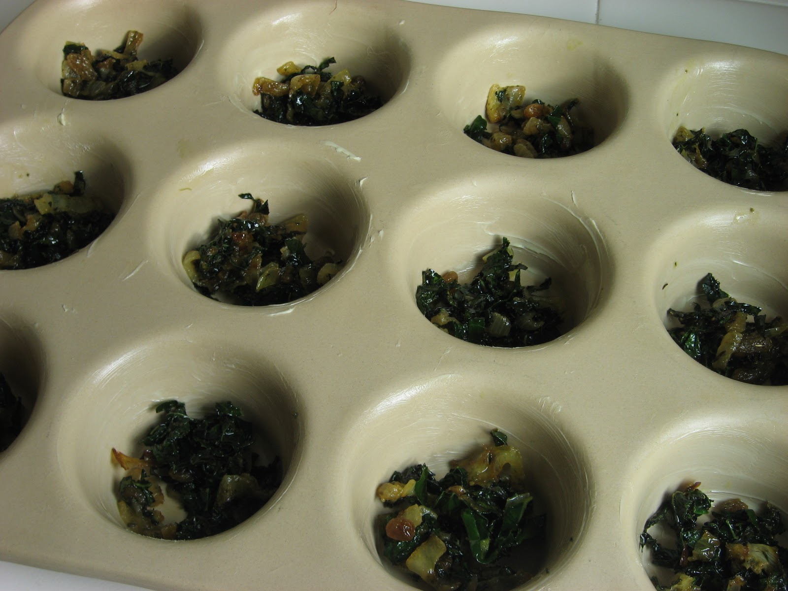 Recipes to Nourish Frittata Muffins w/ Caramelized Onions, Kale