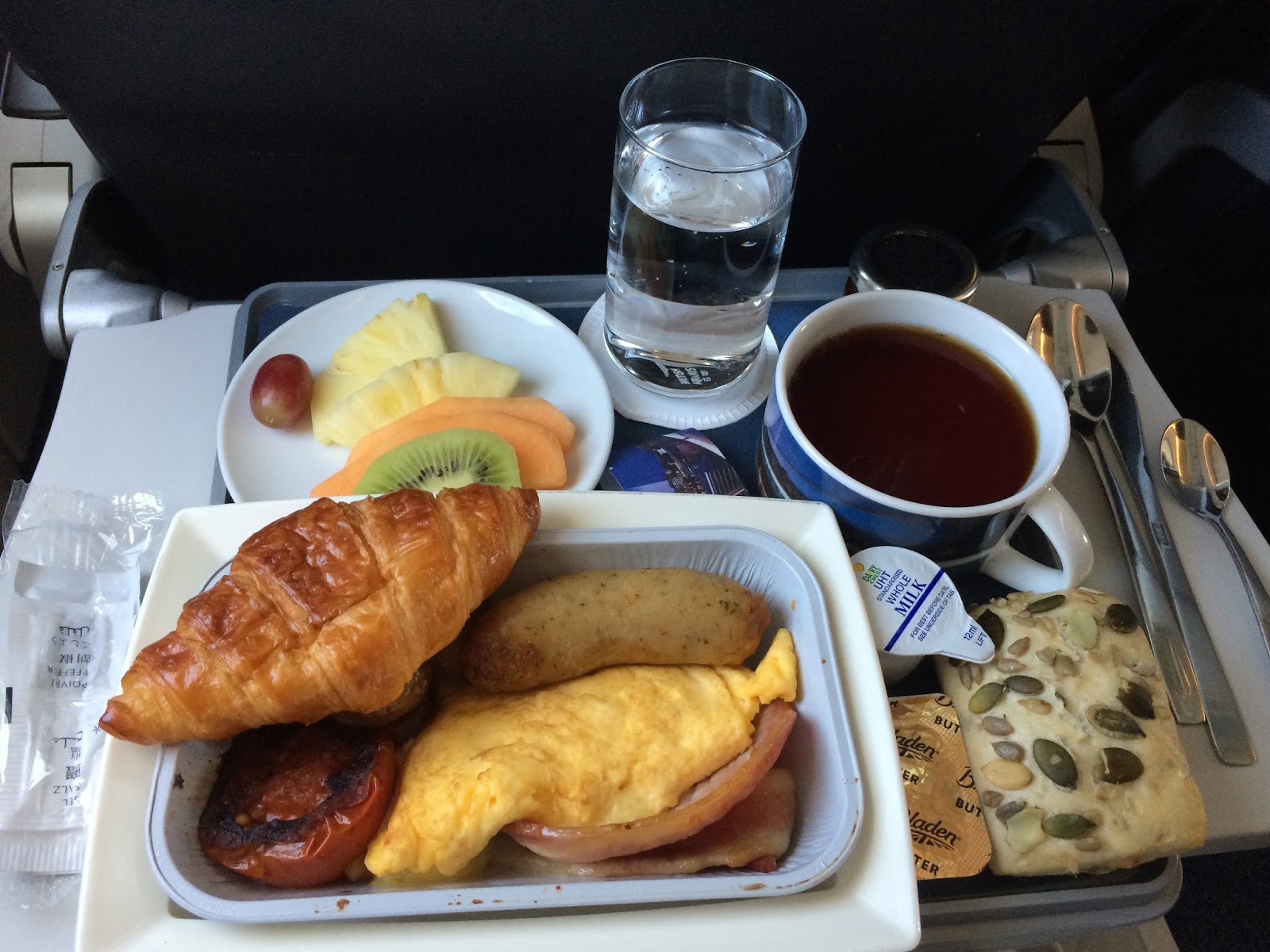 British Airways Club Europe (Business Class) LHR to BRU Travel is my