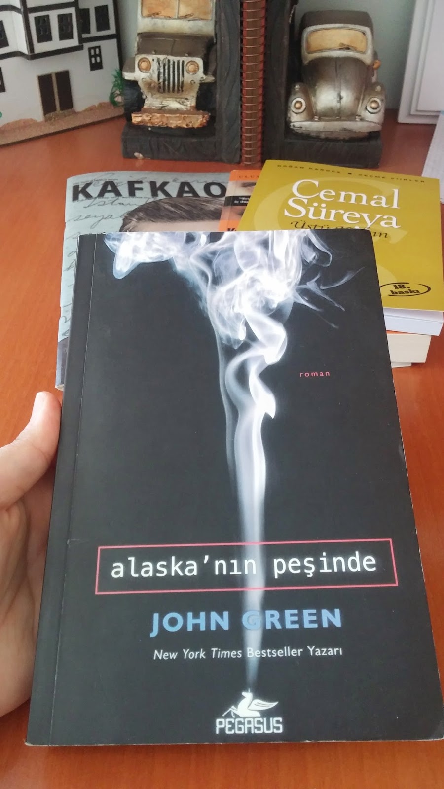 Alaskanin Pesinde Ciltli John Green