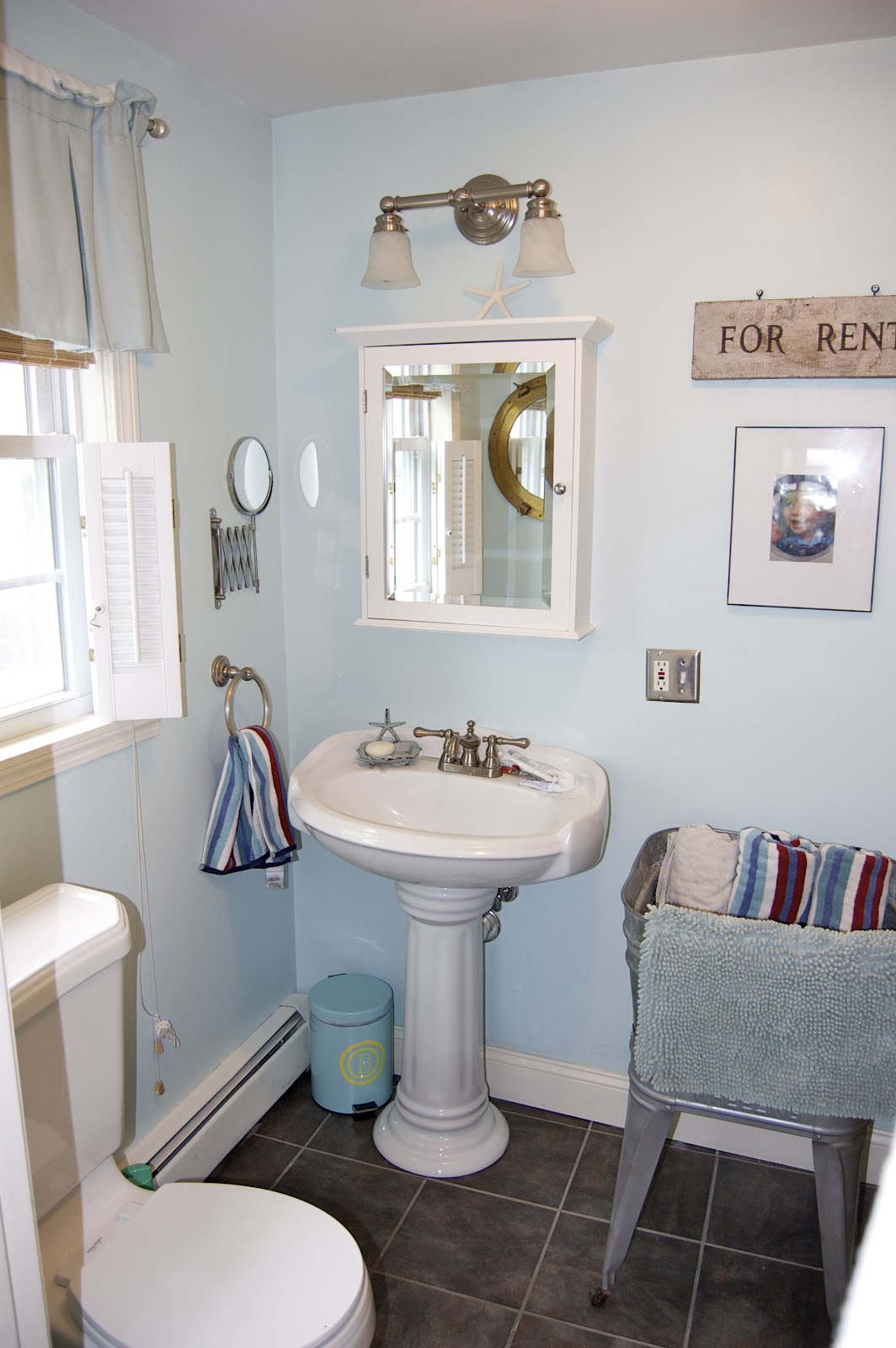 Seaside Shelter Preppy Striped Bathroom