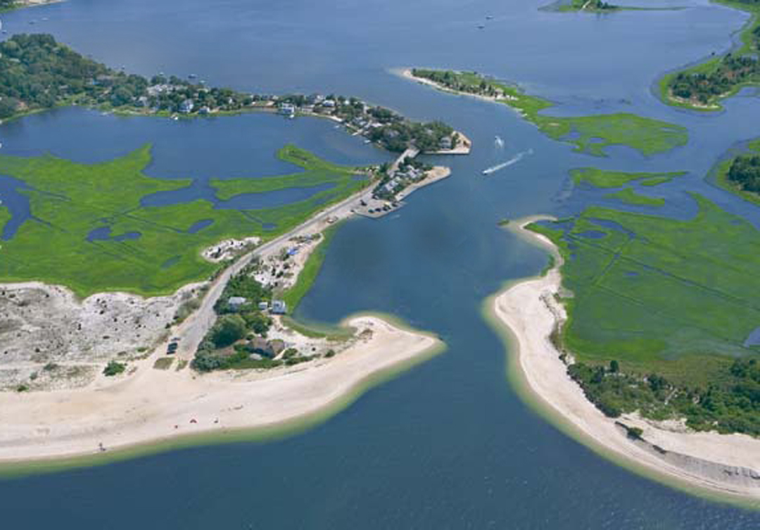 Robert Lohman's Photos of the Hamptons Towd Point Beach