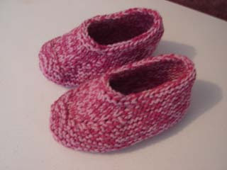 Sues Free Patterns: Knitted Moccasin Slippers