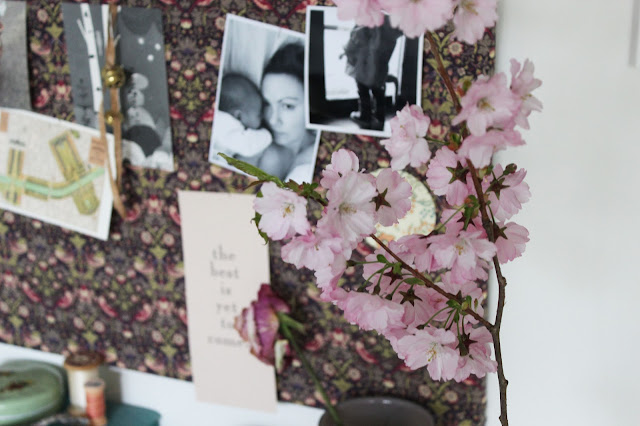 Måndag bland rosa kvistar och morris. 7 m%C3%A5ndagsmess7 Måndag bland rosa kvistar och morris.