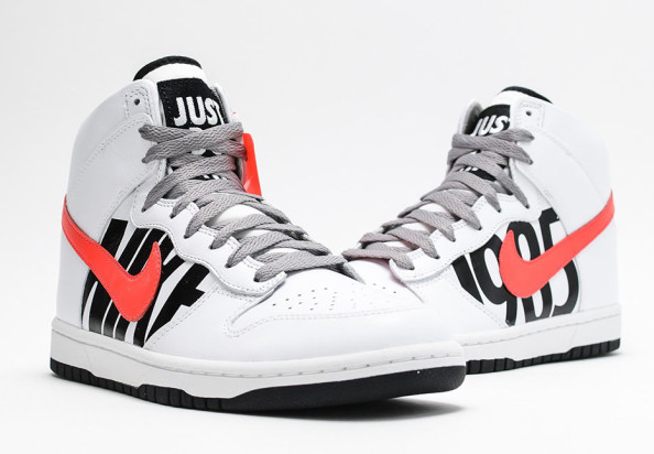 nike dunk x undefeated