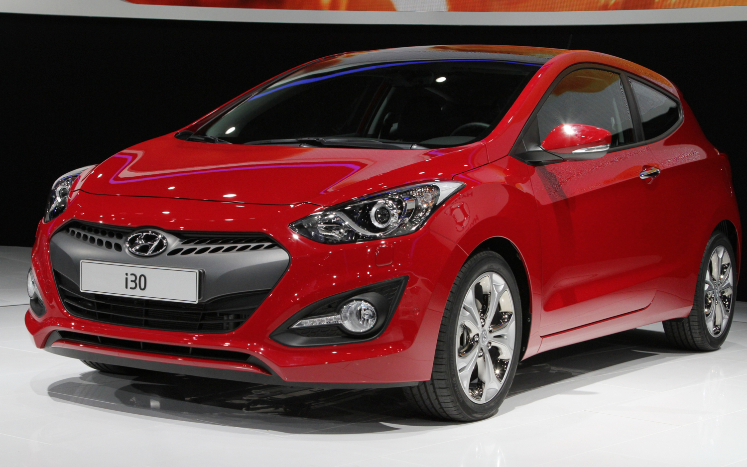 Cars Models Trend 2013 Hyundai I30 Two Door