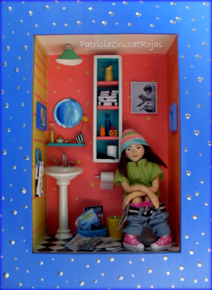 Patricia Cruzat Artesania y Color: Baño Pop con Miniaturas y con Ella