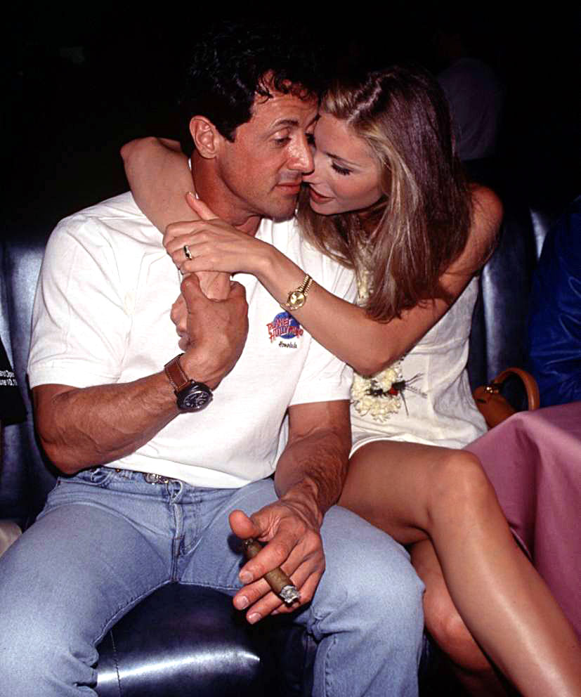 http://1.bp.blogspot.com/-3dwwQzHnLkA/UUGESS7Pj1I/AAAAAAAAW_M/yY6bbEuQv_s/s1600/Sylvester-Stallone-with-Jennifer-Flavin-Panerai-and-Rolex.jpg