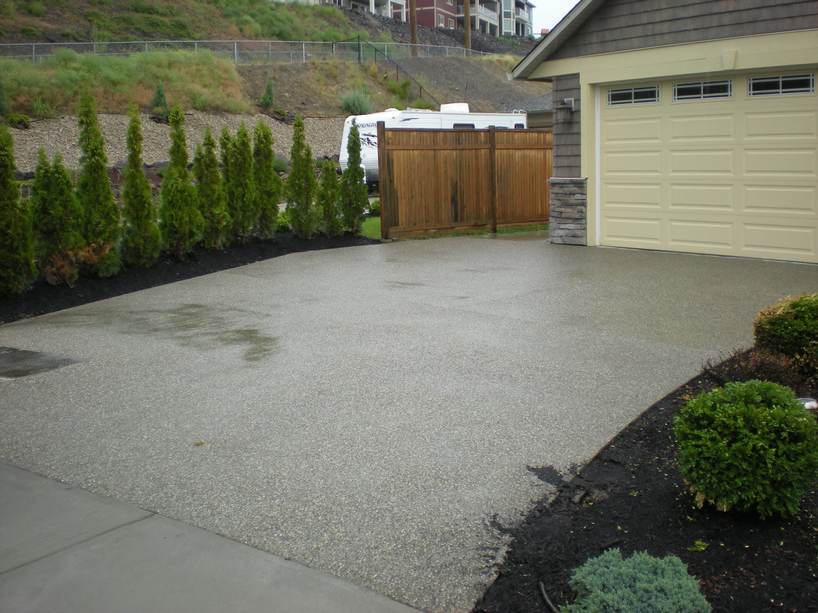 MODE CONCRETE: Concrete Driveway Pros and Cons - by Mode Concrete in
