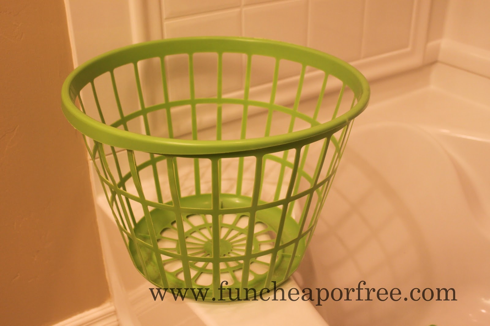 My Favorite Things The perfect "Tub Toy" basket Fun Cheap or Free