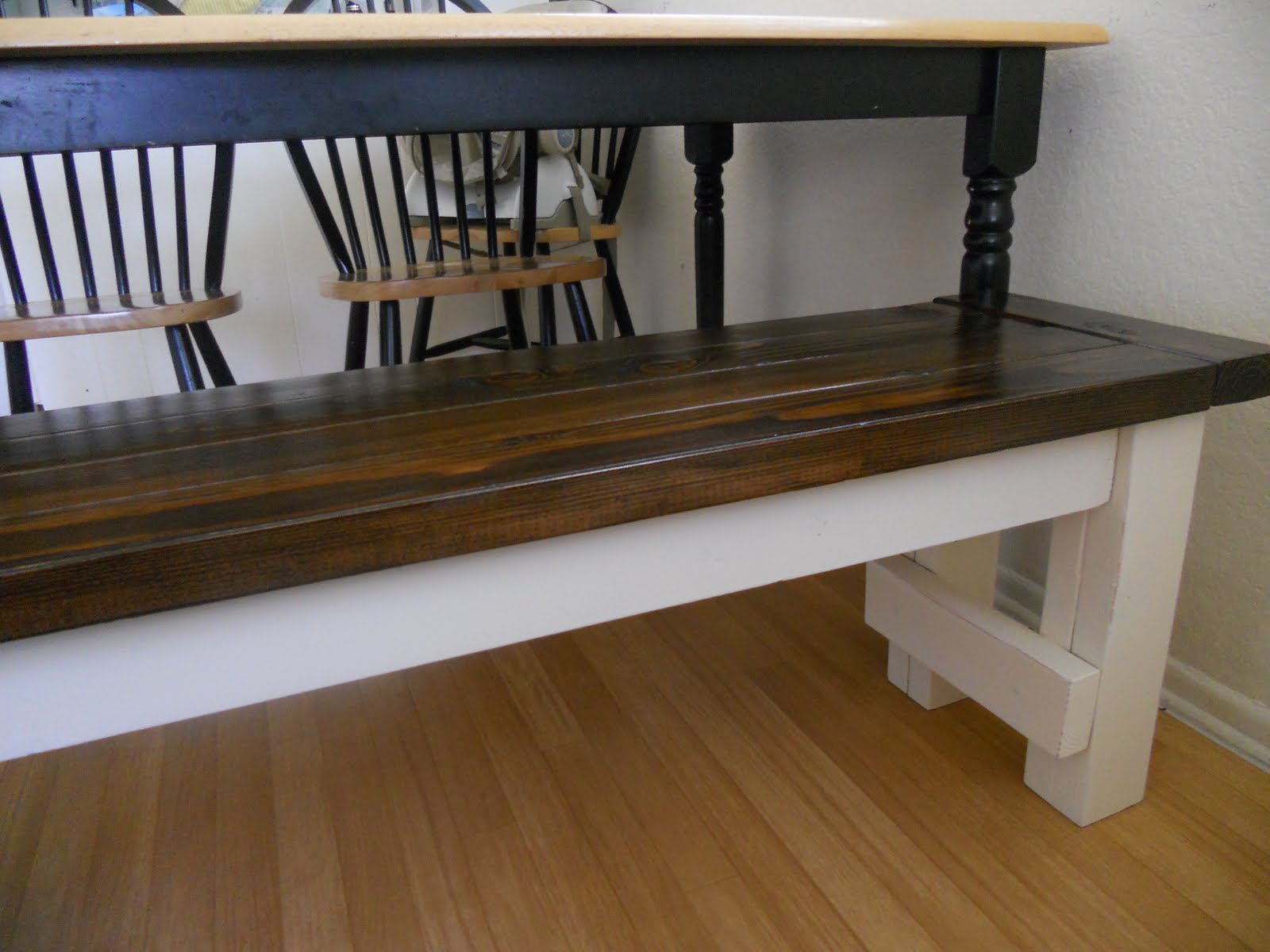 SL Designs Stain & Paint for my new bench