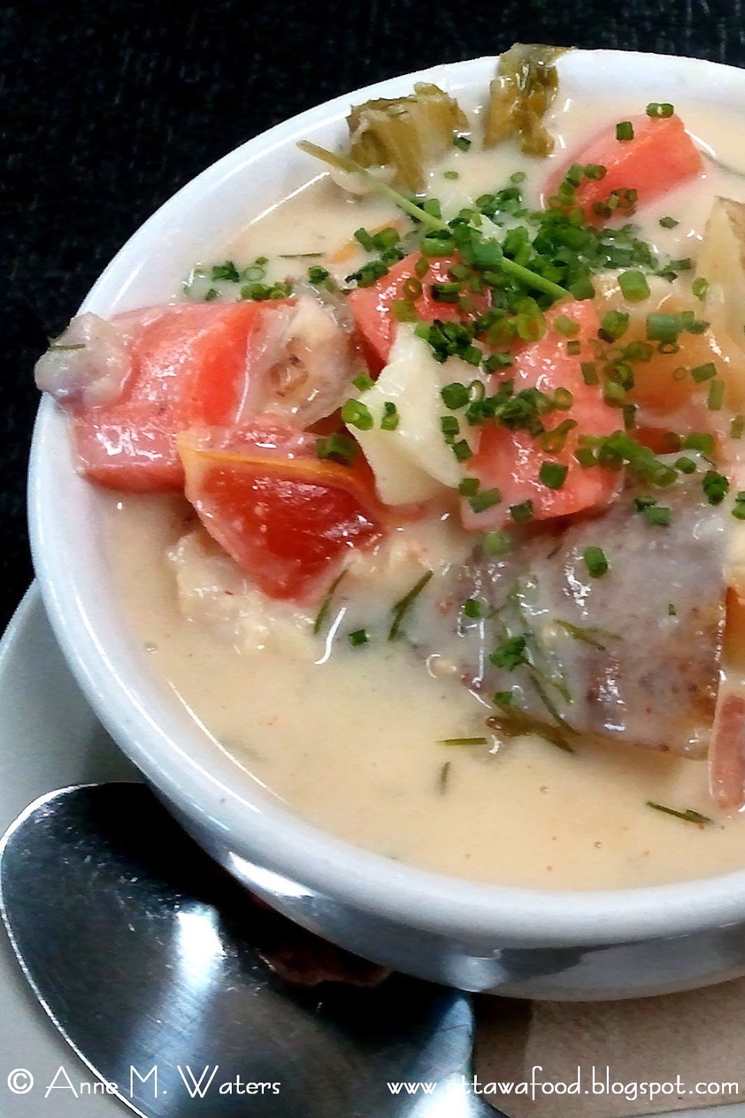 If Music be the Food of Love, Play On Lunching at a Artis