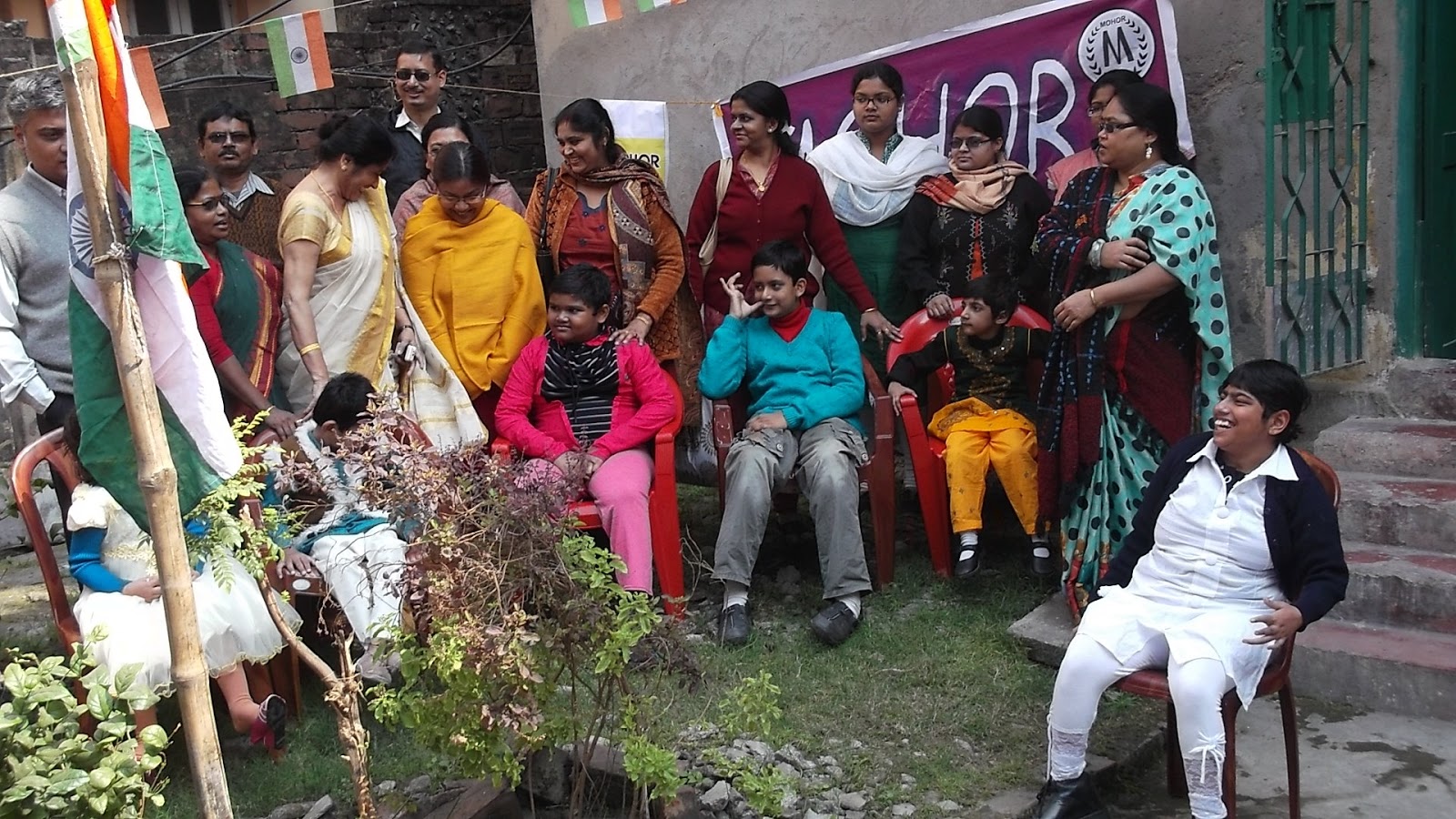 NGO MOHOR KOLKATA WORKING WITH CHALLENGED CHILDREN. MOHOR NGO KOLKATA