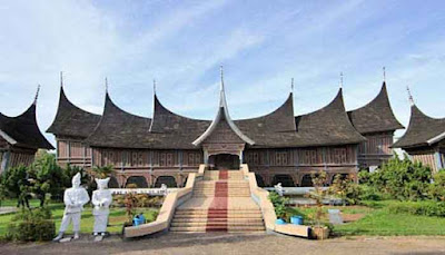 5 Tempat Wisata Terbaik Di Padang Museum Adityawarman