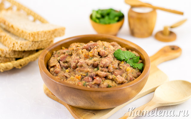 Приготовит простые и вкусные блюда