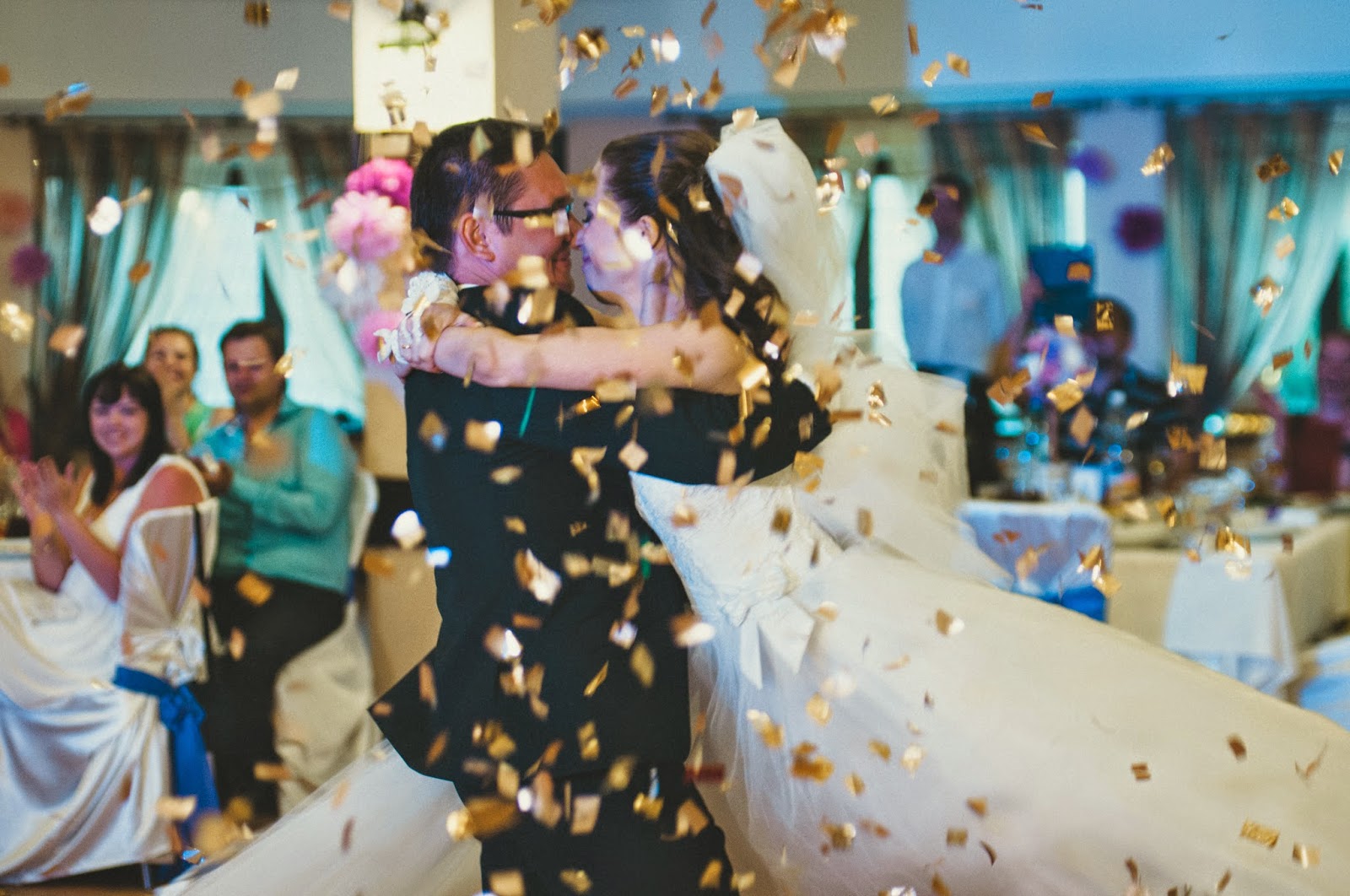 Вика и Денис. Свадебная фотосессия_24 свадебный фотограф, свадебная фотография, фотосъемка в Киеве, салют на свадьбе, первый танец жениха и невесты, красивые свадебные фотографии