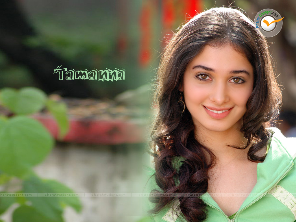 Tamanna Bhatia Hot Wallpaper | Digital Reviews