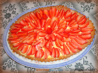 Torta crema pasticcera e fragole