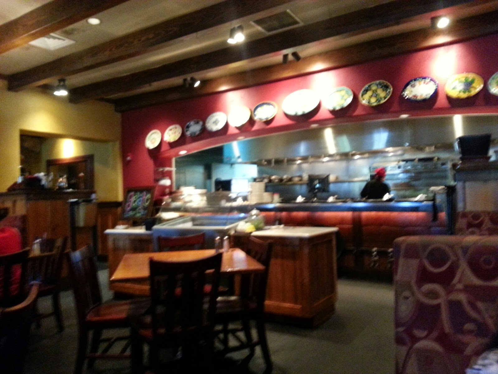Review Johnny Carino's Italian Restaurant on 290 and