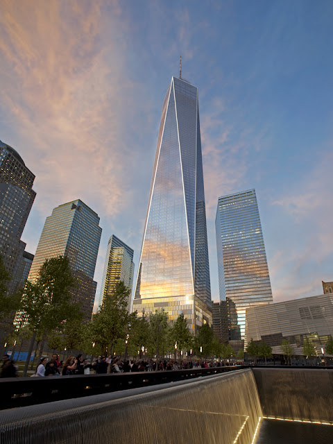 Photo of new 1WTC as seen from the memorial park