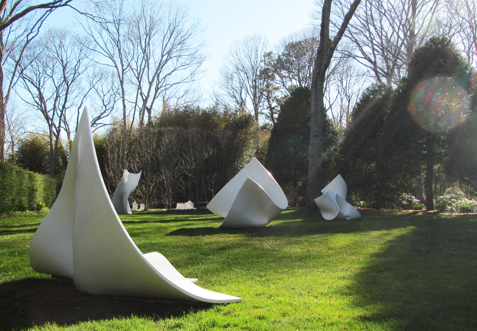 blinnk the spring of Jack Youngerman