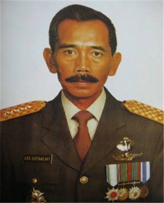 Cerita teladan dari Edi Sudradjat, jenderal TNI bergaya hidup sederhana.