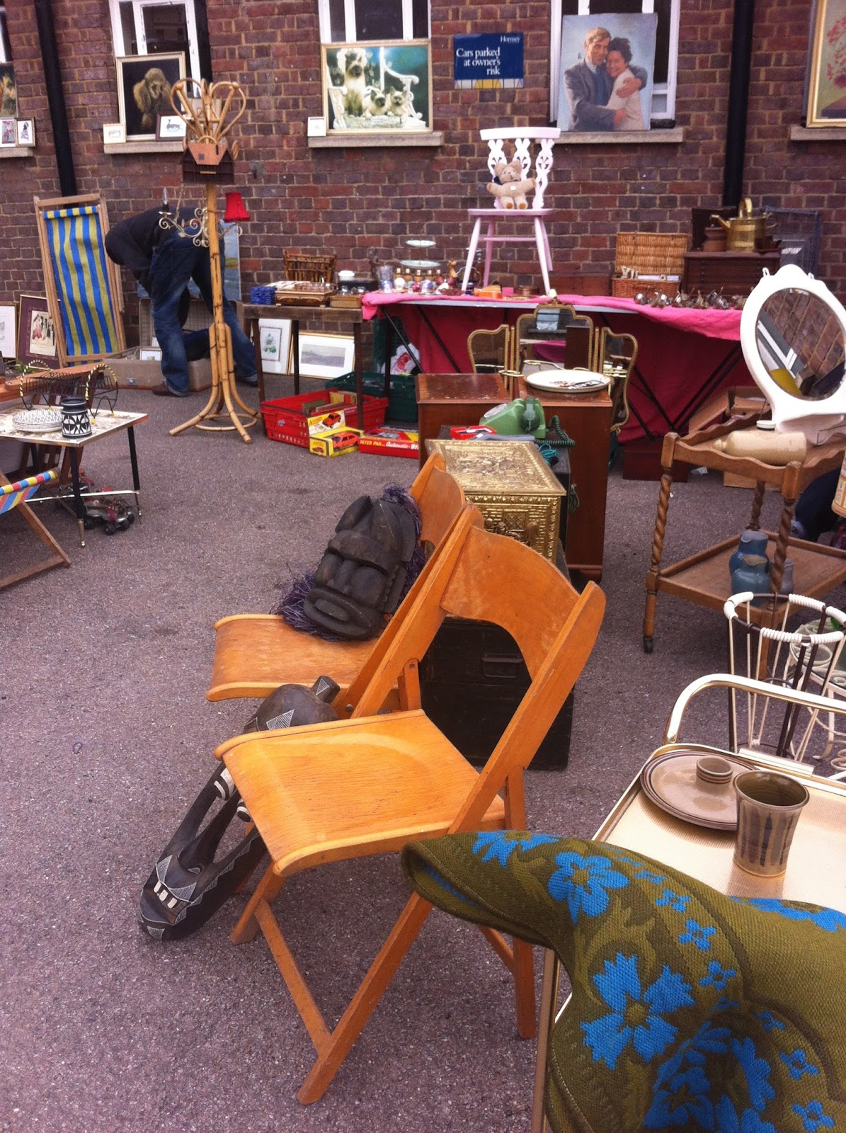 North London Vintage Market ABOUT NORTH LONDON VINTAGE MARKET