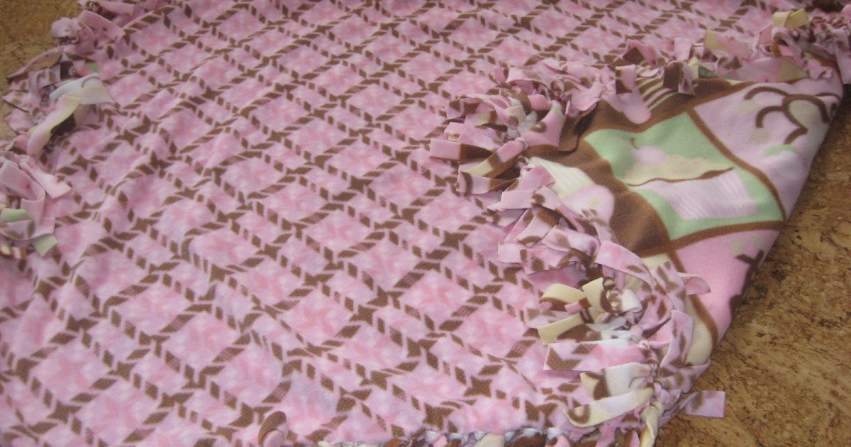 DIY Children's Fleece Blanket (Christmas Gift Idea!) Saving Family Green