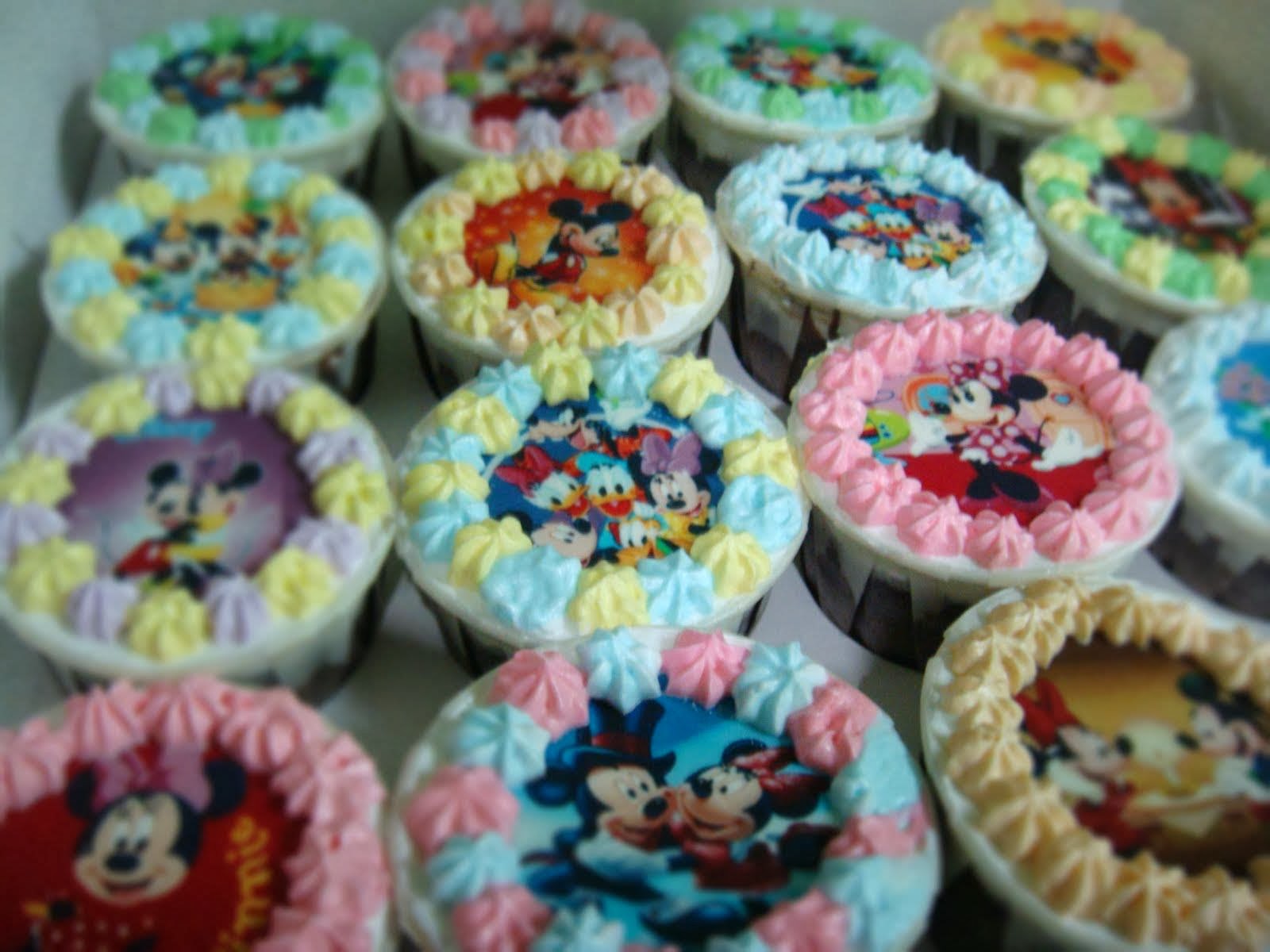 Edible image cupcakes. Choc moist/vanilla