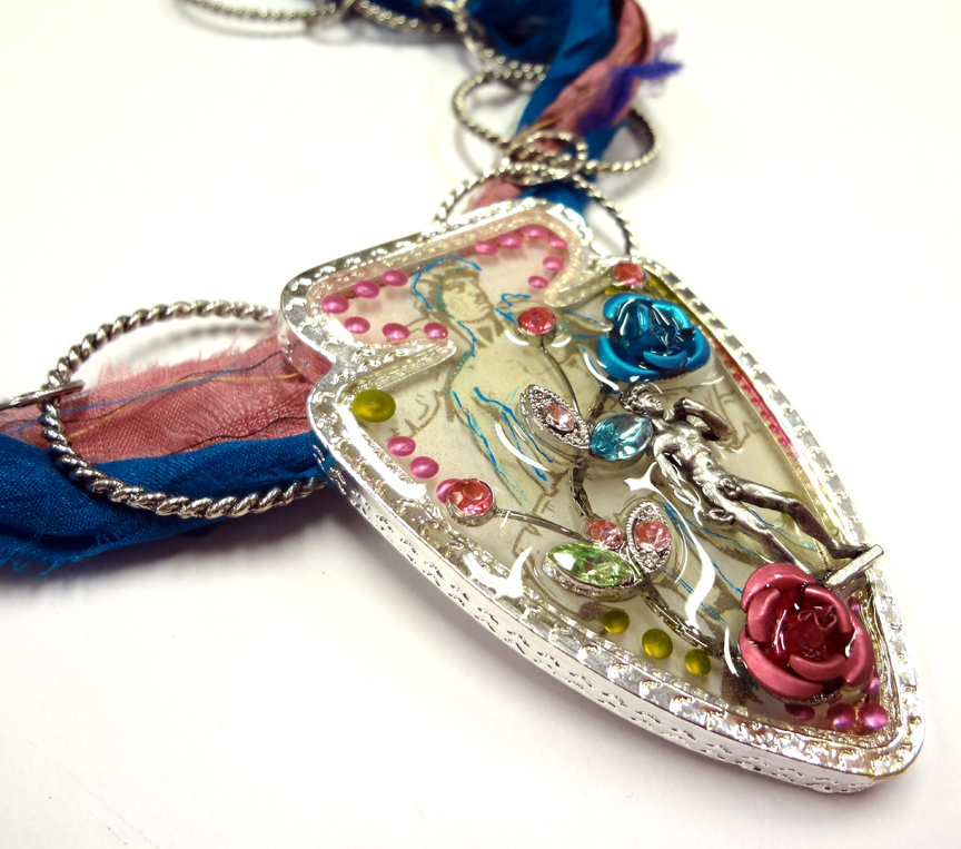 Resin Crafts Instant Glam Bezels and Jewelry Resin