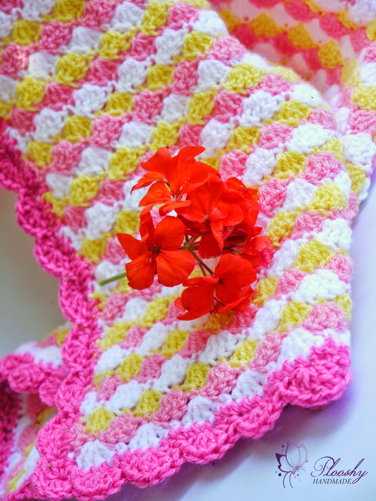 Plooshy Handmade Adorable crochet baby blanket (pattern/diagram).