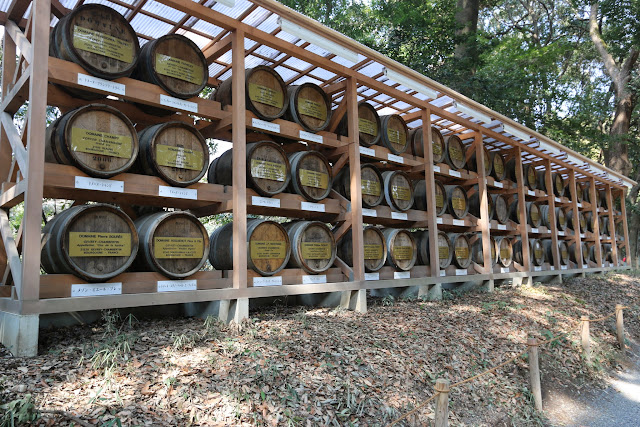 Barrels of wine are offered by wineries of Bourgogne in France for consecration to maintain long friendship between France and Japan at meiji Shrine in Tokyo, Japan Barrels of wine are offered by wineries of Bourgogne in France for consecration to maintain long friendship between France and Japan at meiji Shrine in Tokyo, Japan