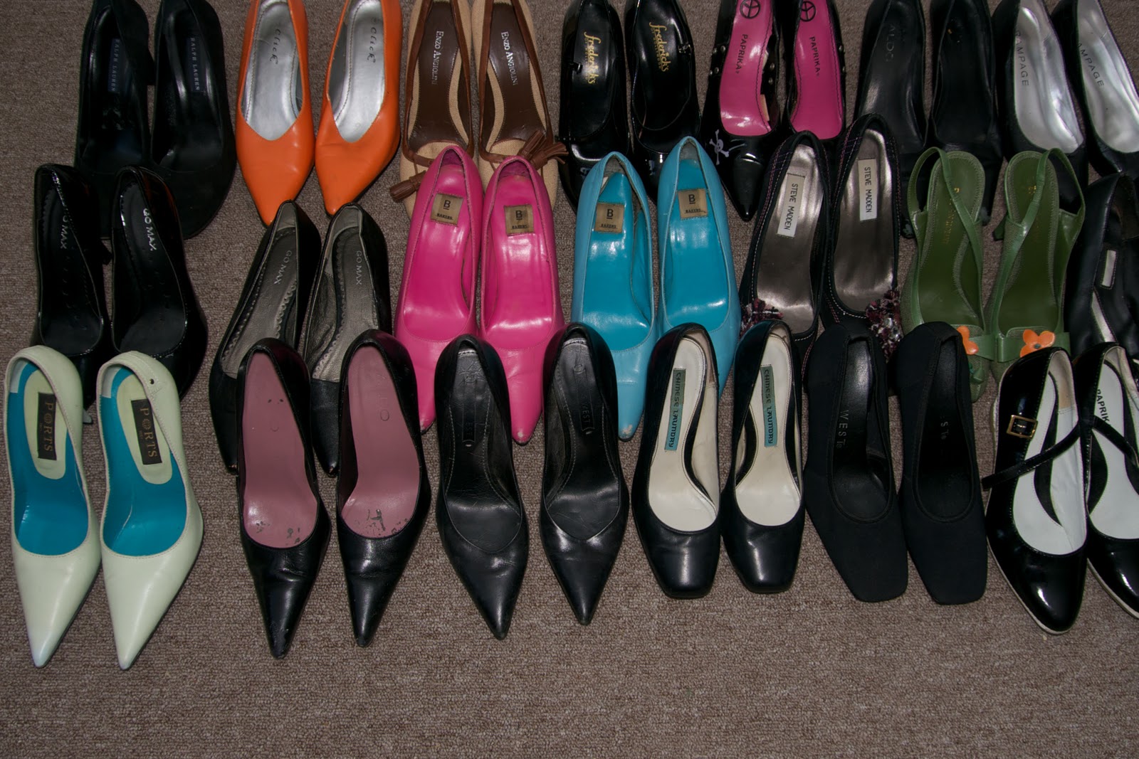 Goddess Melanie's Blog Worn Shoes, Worn Hosiery Smellables, Sniffables