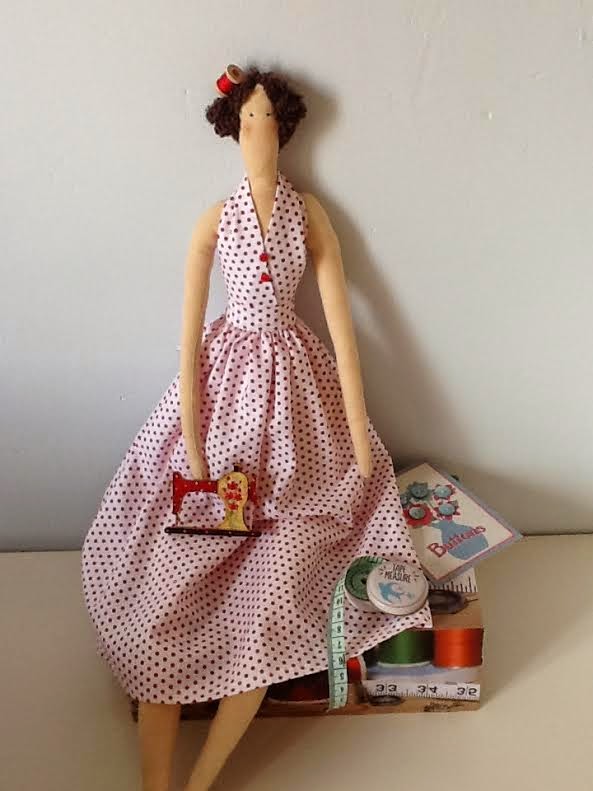 Yvonne W Designs Tilda dolls displaying my Handpainted Sewing Machine