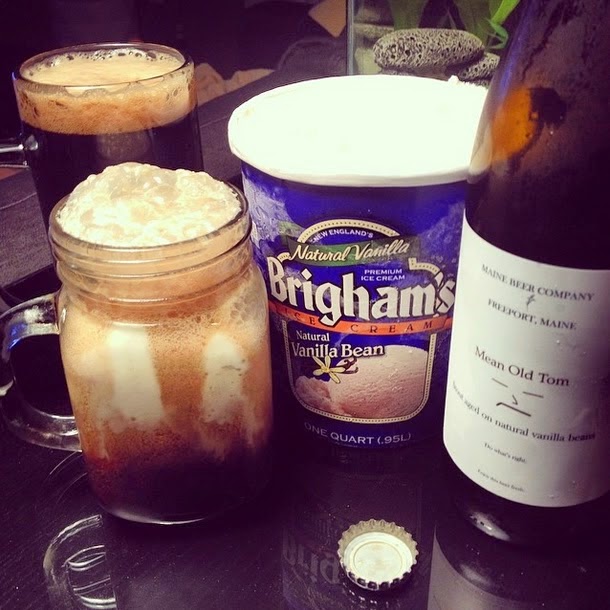 - - - vanilla bean stout floats - - -