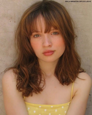 emily browning photo gallery